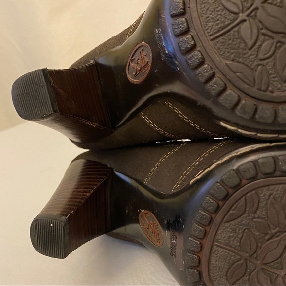 SOFFT Ankle Booties Leather Size 6.5 Brown Heels - Picture 10 of 10